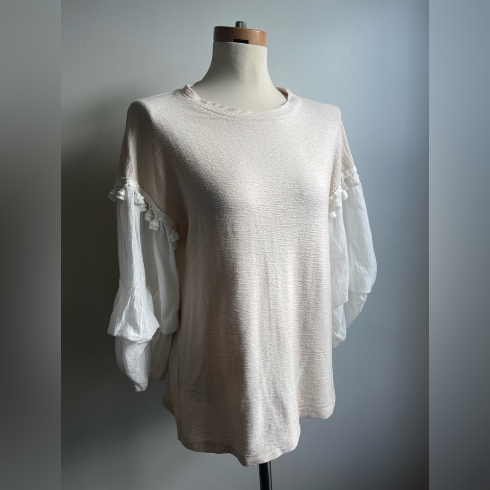 Free The Roses Cream Peasant Top w Gauze 3/4 Sleeve Pom Pom Anthropologie Medium